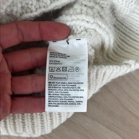 H&M White Cable Knit Crew Neck Sweater - Picture 7 of 8